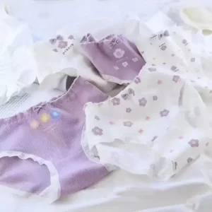 شورت‌‌ زنانه کبریتی فانتزی طرح گل بنفشه zirtanpoosh زیرتن
